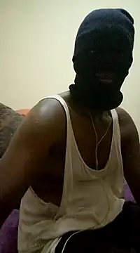 Snapshot of Gifttheskimaskboy chatting on February 26, 2025, 8:15 pm Gifttheskimaskboy online show from February 26, 2025, 8:15 pm