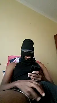 Snapshot of Gifttheskimaskboy chatting on December 25, 2024, 4:01 am Gifttheskimaskboy online show from December 25, 2024, 4:01 am