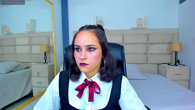 Snapshot of AnnyThompson_ chatting on October 3, 2025, 8:54 pm AnnyThompson online show from October 3, 2025, 8:54 pm