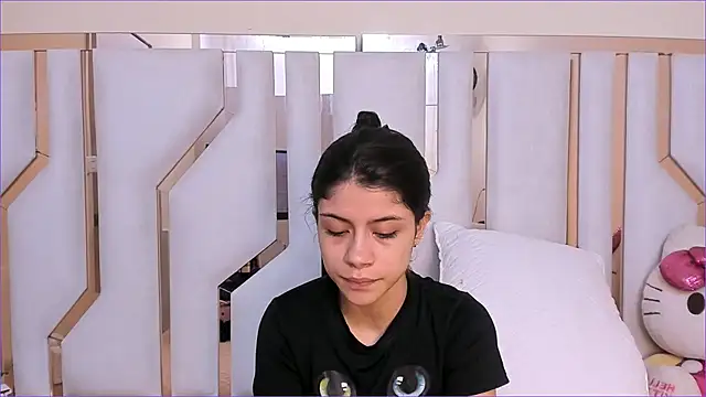 TifanyChill online show from January 7, 2026, 7:41 pm