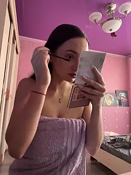 Kristis43 online show from May 20, 2026, 10:01 am