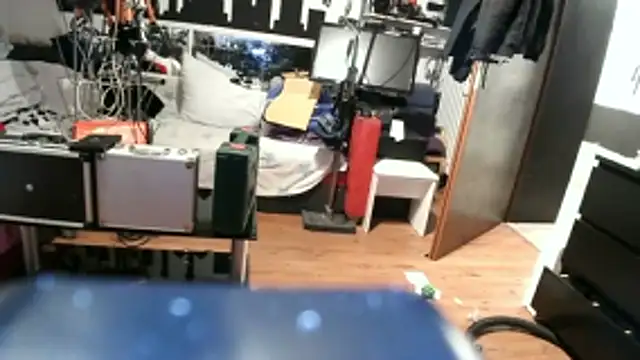 lukasdie online show from April 8, 2026, 7:48 pm