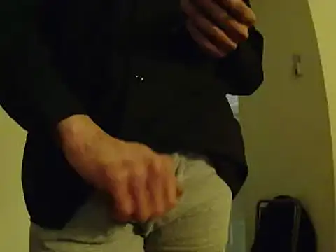 L0cKyseven77 online show from February 18, 2025, 10:58 pm