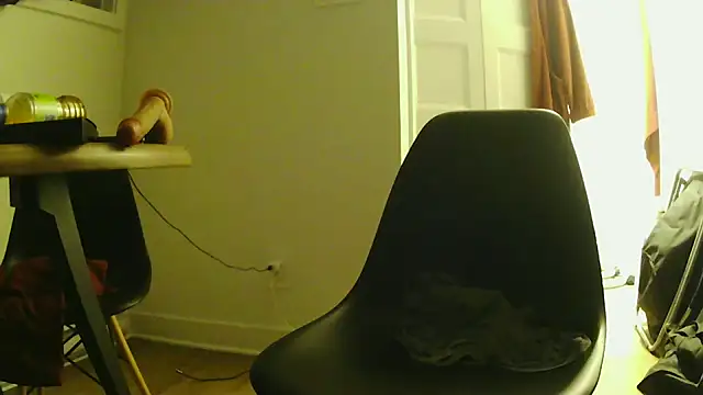 L0cKyseven77 online show from September 19, 2025, 7:01 am