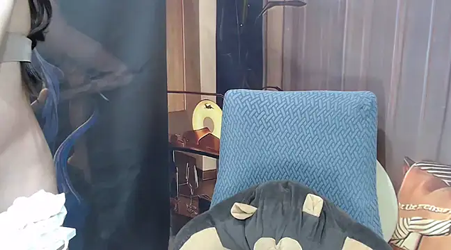 Snapshot of KaleAnisa chatting on March 2, 2025, 4:28 am KaleAnisa online show from March 2, 2025, 4:28 am