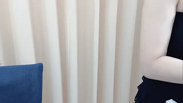 KaleAnisa online show from December 18, 2025, 1:22 am