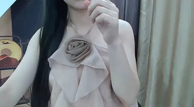 Snapshot of KaleAnisa chatting on March 17, 2025, 1:35 am KaleAnisa online show from March 17, 2025, 1:35 am