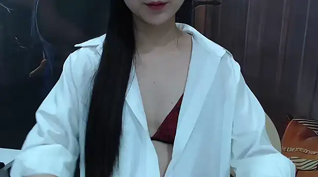 Snapshot of KaleAnisa chatting on March 12, 2025, 4:30 am KaleAnisa online show from March 12, 2025, 4:30 am
