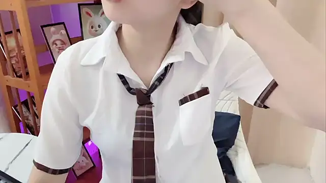 KaleAnisa online show from April 13, 2026, 1:20 am