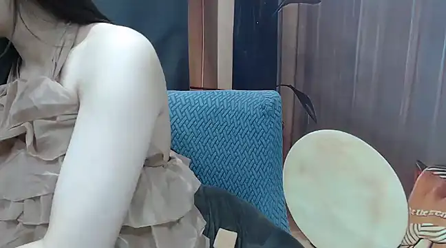 Snapshot of KaleAnisa chatting on March 10, 2025, 1:23 am KaleAnisa online show from March 10, 2025, 1:23 am