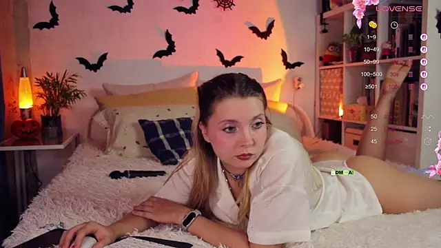 Snapshot of oceaneyesbb chatting on November 1, 2025, 6:46 pm oceaneyesbb online show from November 1, 2025, 6:46 pm