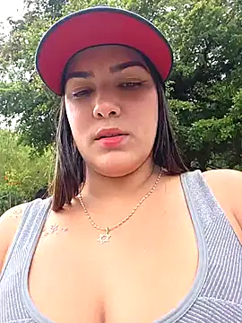 camiysebas21 online show from November 24, 2025, 8:31 pm