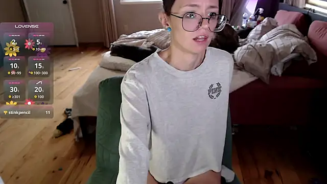 Plantbabeee online show from September 23, 2025, 4:36 pm