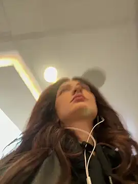 Snapshot of BabeRainbow chatting on September 21, 2025, 10:09 am BabeRainbow online show from September 21, 2025, 10:09 am