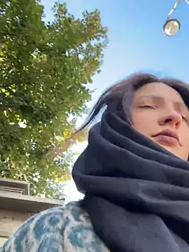 Snapshot of BabeRainbow chatting on September 29, 2025, 9:27 am BabeRainbow online show from September 29, 2025, 9:27 am