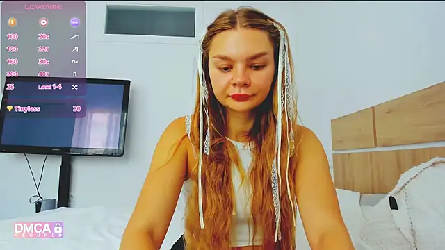 Molly sweetie online show from June 7, 2026, 6:29 am