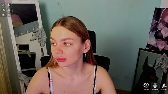 Snapshot of Molly_sweetie chatting on January 10, 2025, 6:53 am Molly sweetie online show from January 10, 2025, 6:53 am