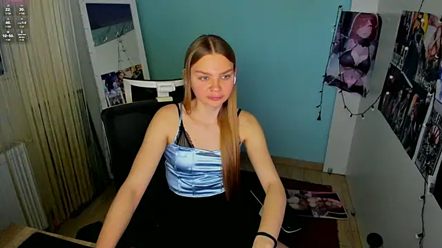 Snapshot of Molly_sweetie chatting on March 13, 2025, 10:47 am Molly sweetie online show from March 13, 2025, 10:47 am