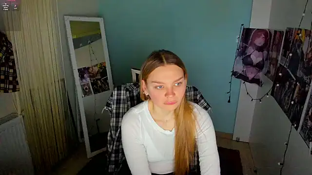 Snapshot of Molly_sweetie chatting on March 17, 2025, 7:02 am Molly sweetie online show from March 17, 2025, 7:02 am