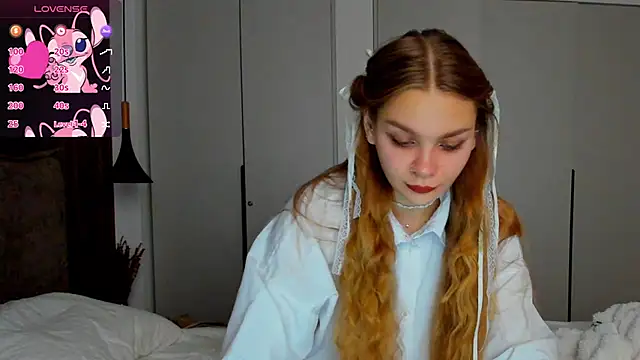 Molly sweetie online show from November 1, 2025, 7:13 am