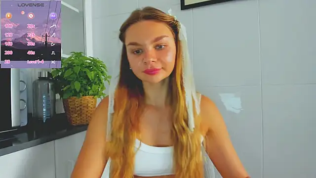 Molly sweetie online show from June 28, 2026, 6:20 am