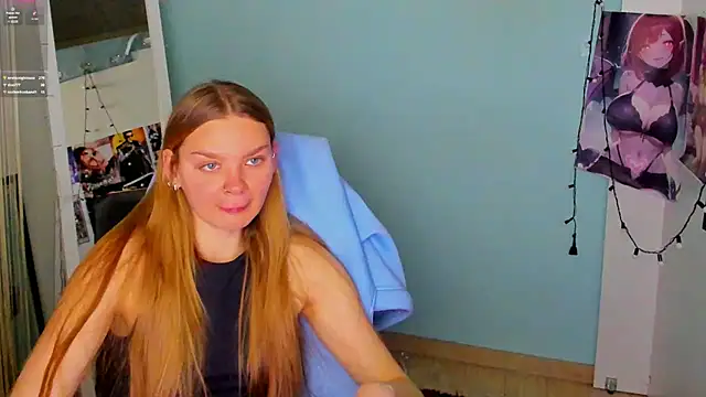 Snapshot of Molly_sweetie chatting on March 22, 2025, 10:28 am Molly sweetie online show from March 22, 2025, 10:28 am