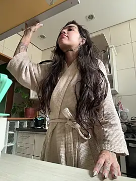 Nikatsu online show from April 7, 2026, 12:51 pm