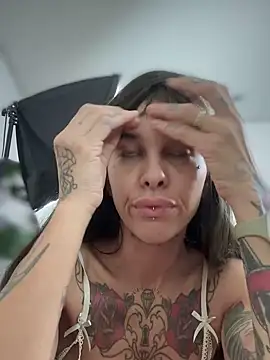 Nikatsu online show from October 4, 2025, 3:57 pm