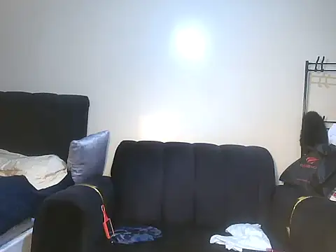 Mila Melanie online show from February 28, 2026, 3:00 pm