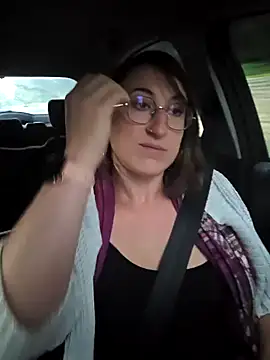 Snapshot of minierose chatting on October 1, 2025, 5:56 am minierose online show from October 1, 2025, 5:56 am