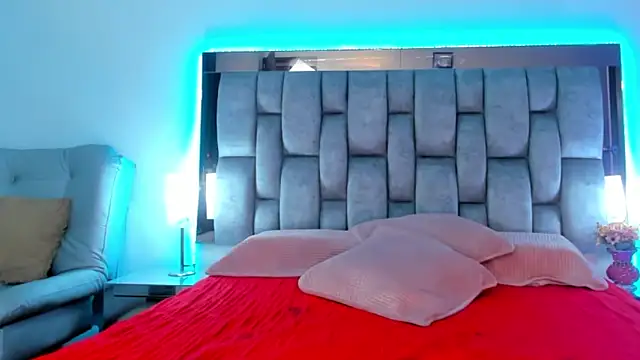 Snapshot of Abbye_blue01 chatting on February 26, 2025, 4:52 am Abbye blue01 online show from February 26, 2025, 4:52 am