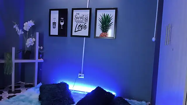 GiselOrtiz online show from March 10, 2026, 10:19 am