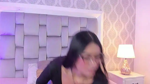 Snapshot of Jasmine55__ chatting on September 24, 2025, 7:42 pm Jasmine55 online show from September 24, 2025, 7:42 pm