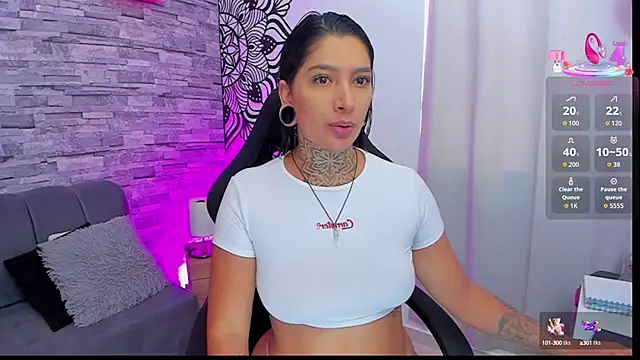 Snapshot of LouaneBourVip chatting on October 7, 2025, 1:34 pm LouaneBourVip online show from October 7, 2025, 1:34 pm