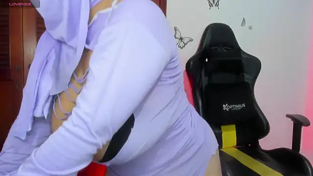 Snapshot of nahid_sammur chatting on February 10, 2025, 1:03 am nahid sammur online show from February 10, 2025, 1:03 am