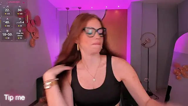 Snapshot of CorinneRusso chatting on February 19, 2026, 12:46 pm CorinneRusso online show from February 19, 2026, 12:46 pm