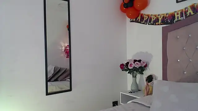 Snapshot of AnnadirtyXo chatting on October 13, 2025, 4:14 am AnnadirtyXo online show from October 13, 2025, 4:14 am