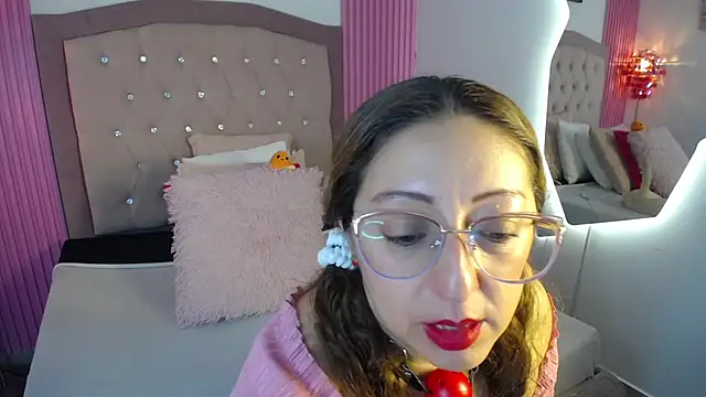 AnnadirtyXo online show from March 21, 2026, 4:14 am