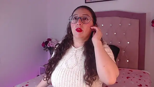 AnnadirtyXo online show from February 18, 2025, 4:37 am