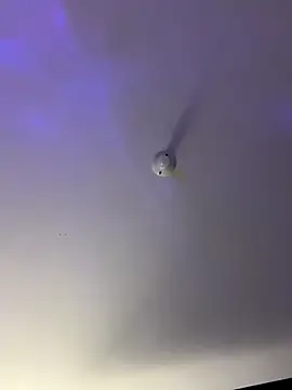 Snapshot of Leonarrrd_01 chatting on October 4, 2025, 4:58 am Leonarrrd 01 online show from October 4, 2025, 4:58 am