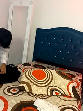 Snapshot of Leonarrrd_01 chatting on October 30, 2025, 3:27 am Leonarrrd 01 online show from October 30, 2025, 3:27 am