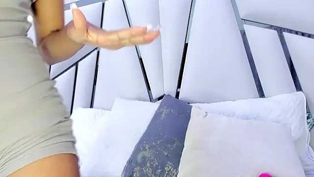 Snapshot of _aurora18_ chatting on February 26, 2025, 3:14 am aurora18 online show from February 26, 2025, 3:14 am