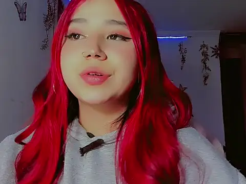 madisonx17 online show from September 26, 2025, 8:59 pm