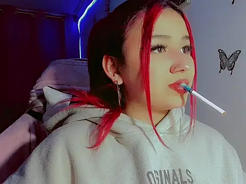 madisonx17 online show from November 6, 2025, 12:14 am