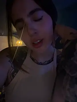 Snapshot of ValerieHilton chatting on February 21, 2025, 12:05 am ValerieHilton online show from February 21, 2025, 12:05 am