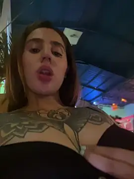 Snapshot of ValerieHilton chatting on March 18, 2025, 2:18 am ValerieHilton online show from March 18, 2025, 2:18 am