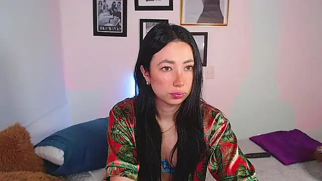 lilyy evanss online show from March 17, 2025, 11:24 pm