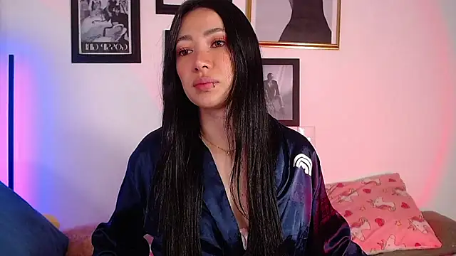 lilyy evanss online show from January 13, 2025, 11:49 pm