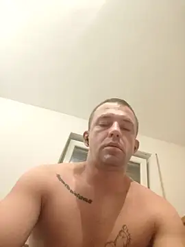magicSeX4You online show from May 20, 2026, 10:40 pm