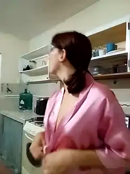 Snapshot of Luna-e-Franco1 chatting on March 23, 2025, 3:21 am Luna-e-Franco1 online show from March 23, 2025, 3:21 am